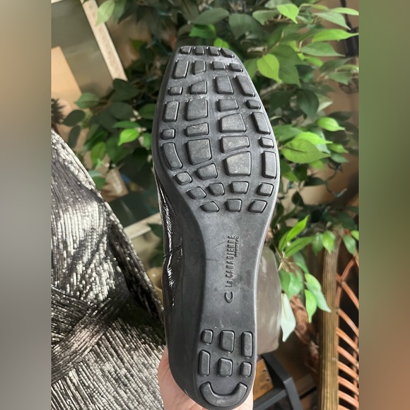 La Canadienne Patent Leather Boots - Picture 6 of 7